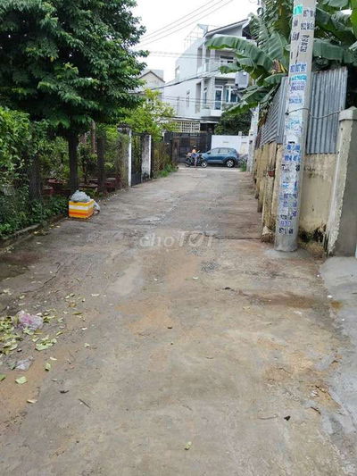 Bán nhà Song hành, ĐHT, Q12, 210m2, ngang 7, 2 mặt hẻm xe hơi, hơn 8tỷ