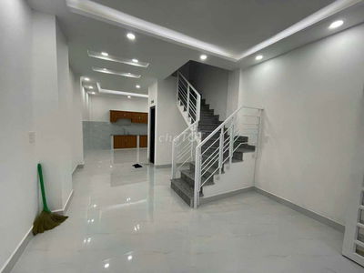 Bán nhà mặt tiền đường số Vĩnh Hội - 4x10,1 - đường ô tô - 2 tầng 2PN