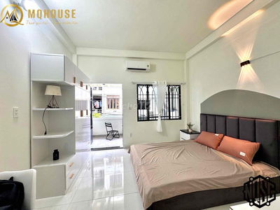 Phòng Ban Công Thoáng Mát, Full Nội Thất Mới, Hẻm 69 Nguyễn Gia Trí