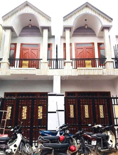 Nhà 1 trệt 1 lầu Bình chuẩn 09 Thuận an Bình dương 1 tủ 350 triệu