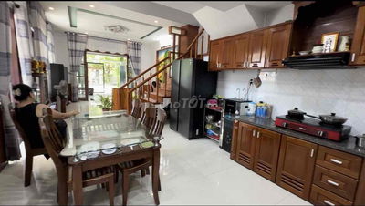 Quá rẻ nhà 4 tầng đường 7m5 sát Phan Đăng Lưu