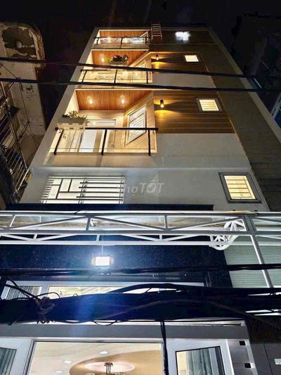 BÁN NHÀ CÓ DÒNG TIỀN CHO THUÊ 41TRIỆU NGAY NGUYỄN THỊ MINH KHAI,QUẬN 1