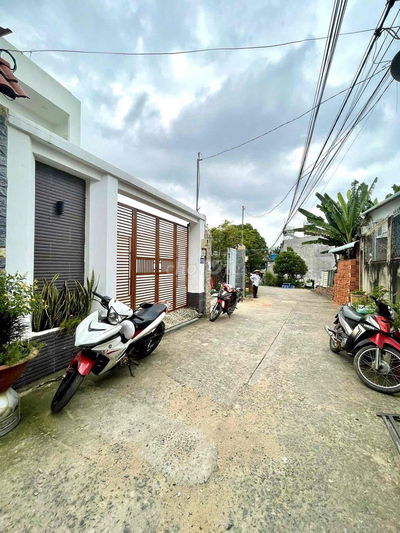 Đất 5x29, hẻm oto, gần Vinhomes Quận 9, xây tự do 3 tầng