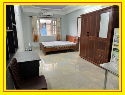 PHÒNG RỘNG NƠ TRANG LONG, FULL NỘI THẤT