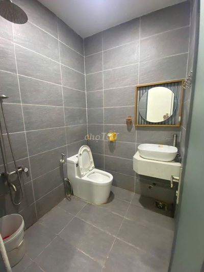 NHÀ TRỆT LẦU PHÚ MỸ 3PN-2WC,NỘI THẤT CƠ BẢN ĐƯỜNG,SÂN XE HƠI 7TR/TH