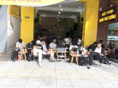 cho thuê mặt bằng kinh doanh cà phê-văn phòng đối diện bigC