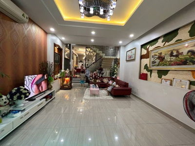 NHÀ ĐẸP HẺM THÔNG 4 TẦNG ÔTÔ ĐỔ CỬA ĐỐI DIỆN VẠN PHÚC, 5X20; 11,5 TỶ.