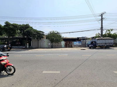 Nhà kho mặt tiền Lê Hồng Phong gần ngã tư Chiêu Liêu Tp. Dĩ An