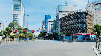 Cho thuê nhà góc 2mt Q1 Hàm Nghi Phó Đức Chính phù hợp kinh doanh nhiều ngành nghề