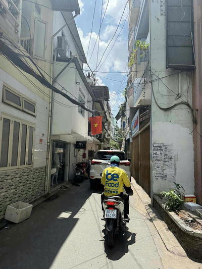 SIÊU PHẨM Hoàng Văn Thụ 4 X 13M, Giá 9,6 tỷ.
