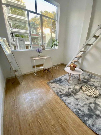 CĂN HỘ DUPLEX CHO THUÊ_ CỬA SỔ TRỜI CÁCH UEH CƠ SỞ B CHỈ 300 Mét