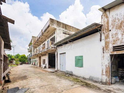 Chính chủ bán gấp khuôn đất lớn, 1 đời chủ còn sót lại MT Khuông Việt,