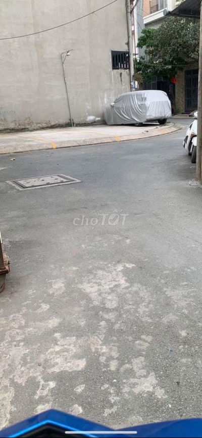 nhà hxh 808 QL13 thủ đức hiệp bình phước.  chỉ hơn ( 6 tỷ) Ngang 5.5m