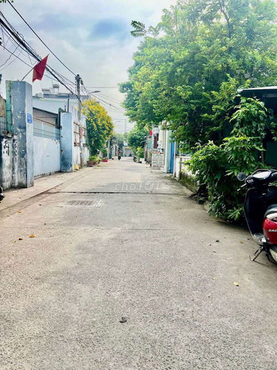 NHÀ DT 4*20M, CÁCH NGUYỄN ẢNH THỦ 700M