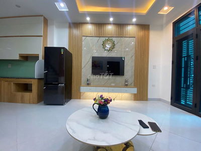 Lô góc,Ô tô đỗ cửa.Nhà mới full nội thất,Ngô Quyền 3PN khép kín