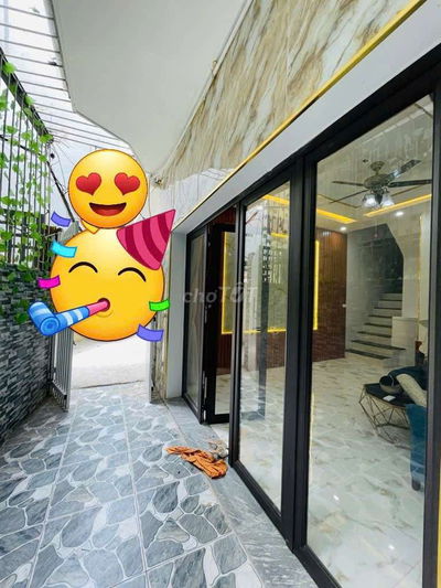 LÔ GÓC, MẶT TIỀN RỘNG, FULL NỘI THẤT