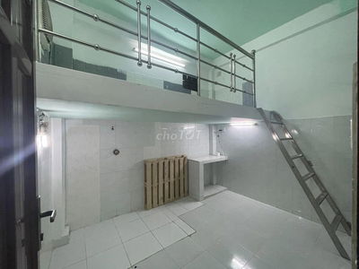 Phòng trọ gác đối diện Trường Công Đoàn,HUTECH - Thanh Đa, Bình Thạnh