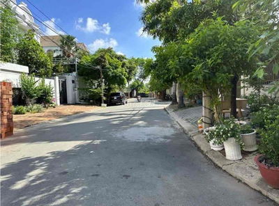đất xây cao tầng MT chuyên dùng 7..Giá 15,5  tỷ