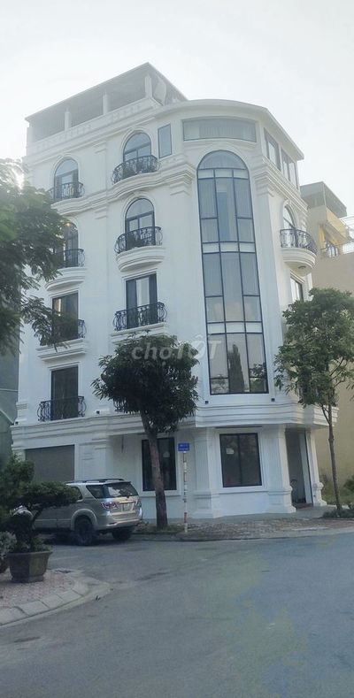 Cho thuê nhà 2 mặt tiền mặt phố Kim Quan Thượng