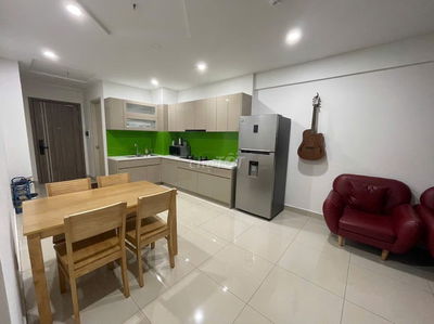 Cần Cho thuê căn hộ 2PN,giá 6,5tr/tháng.Nội thất đâỳ đủ,chỉ việc vào ở
