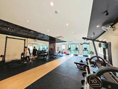 Còn 1 sàn Vũ Tông Phan 120m2 16tr lô góc view kính trần 3m5