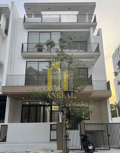 Top Văn phòng đẹp Mystery  10x20m - Hầm 4 tầng thiết kế hiện đạ