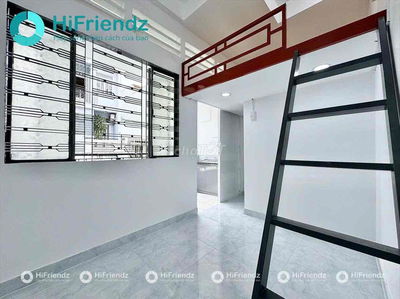 ĐẬP HỘP SÍT RỊT CHO SINH VIÊN CHUẨN BỊ CÓ ĐIỂM ĐẬU ĐH NGOẠI THƯƠNG