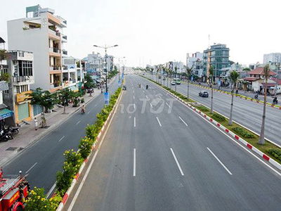 Cho thuê nhà mặt tiền đường Phạm Văn Đồng, P. Hiệp Bình Chánh, Thủ Đức