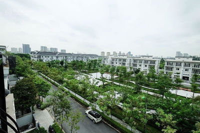 BÁN BT SONG LẬP KHU K ( VIP LÕI ) CIPUTRA.DT 180M2, MẶT TIỀN 9M,HOÀN THIỆN ĐẸP GIÁ 75 TỶ