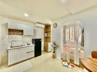 Căn hộ 1 Phòng ngủ, PK đủ nội thất ngay Cầu Kiệu, P.Tân Định, Quận 1