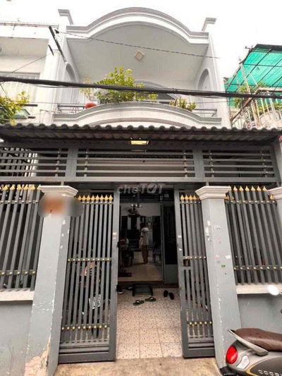 Nhà HXH ngay chợ Tân Hương Tân Phú ngang 4.7m dài 15 chỉ 5.4tỷ