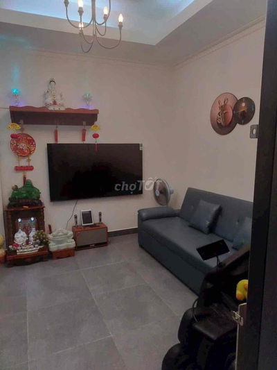Bán Chung Cư Trần Kế Xương giá chỉ 2,2ty 33m 1 phòng ngủ