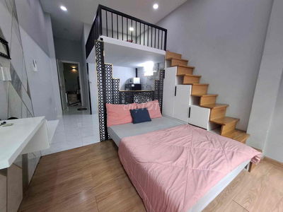 Cho Thuê Căn Hộ Full Nội Thất Ngay Trung Tâm Q1