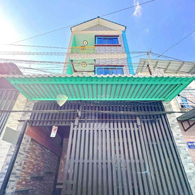 BAN NHA HẺM 180 CÁCH MẠNG THANG TÁM