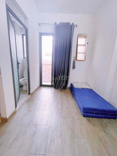 PHÒNG BAN CÔNG FULL NT SẠCH ĐẸP QUẬN 3