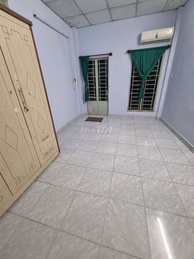 Cho thuê nhà 1 trệt 1 lầu - Lê Quang Định P11 BT
