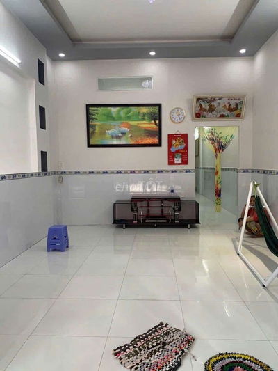 Nhà 2pn có nội thất hẻm 11 Nguyễn Văn Linh