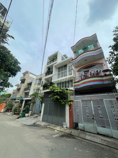 Bán nhà 4,13x20, gần chợ Phú Lâm,3 tầng, đường nhựa 10m, Giá 7,3 tỷ TL