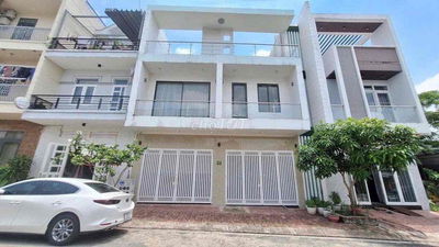 BÁN NHÀ ĐƯỜNG SỐ 3 CHÁNH NGHĨA Đường Số 3, khu trung tâm P. Chánh Nghĩ
