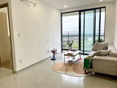 8,5tr/tháng 2pn, nội thất đẹp, view đẹp. tại MT Eastmark City