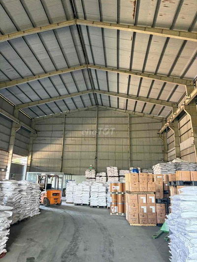 KHO KHU CÔNG NGHIỆP HOÀ KHÁNH 700m2 CÓ CẨU TRỤC