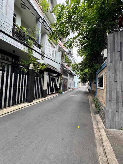 Bán nhà Hẻm 5m Trương Công Định. dt 4x9m 1 lầu. giá 6.7 tỷ