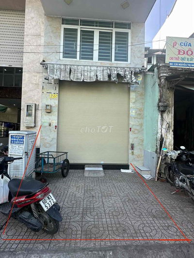 Cho thuê mặt bằng vỉa hè kinh doanh