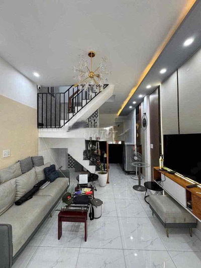 Cho Thuê Nhà Đẹp Xinh(5x11m) Đúc 1Lầu 2PN Full Nôị Thất 9tr