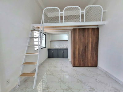 Phòng Gác Ban Công_Cửa Sổ_Thang Máy - Gần Cầu Tham Lương, KCN Tân Bình