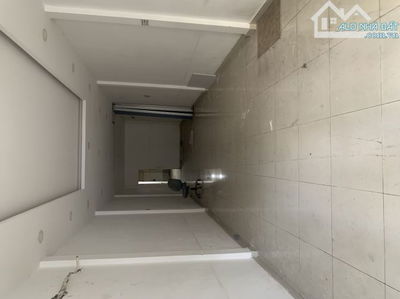 Mặt Bằng Hồ Tùng Mậu 92m2 33tr/tháng