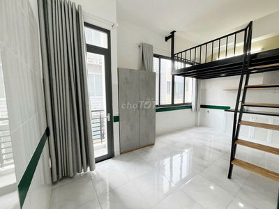 Chính chủ - Phòng có gác, có bancol full nội thất - chợ Bùi Đình Túy