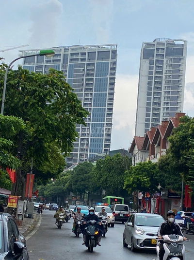 NHÀ KỀ MỸ ĐÌNH - Ô TÔ ĐẬU. CHỈ 6.69 TỶ - NHÀ ĐẸP 5 TẦNG - TRỊNH VĂN BÔ
