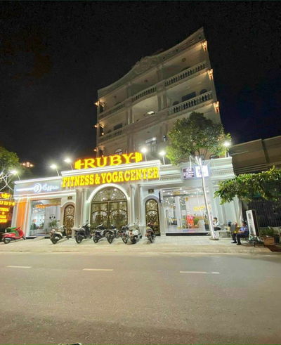 BÁN TOÀ NHÀ MẶT TIỀN ĐƯỜNG LÊ BÌNH