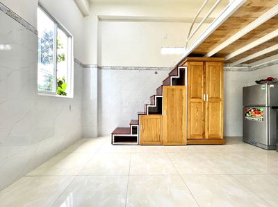 PHÒNG GÁC LỬNG THOÁNG, ĐẦY ĐỦ TIỆN NGHI NGAY ĐH VĂN HIẾN